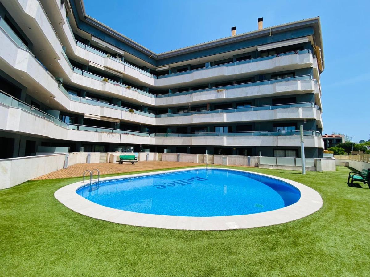 Relax Apartamento Playa Fenals Lloret de Mar Exterior photo